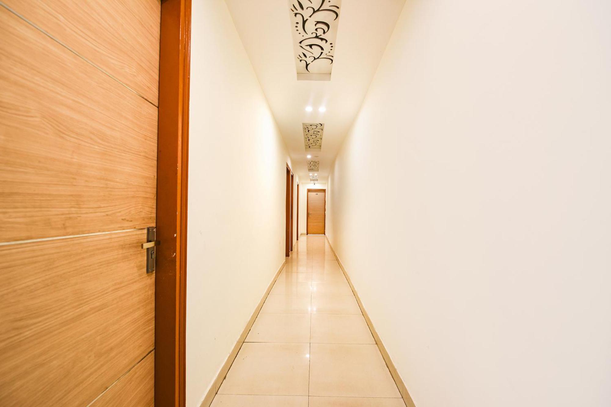 Fabescape Panchkula Motels Экстерьер фото