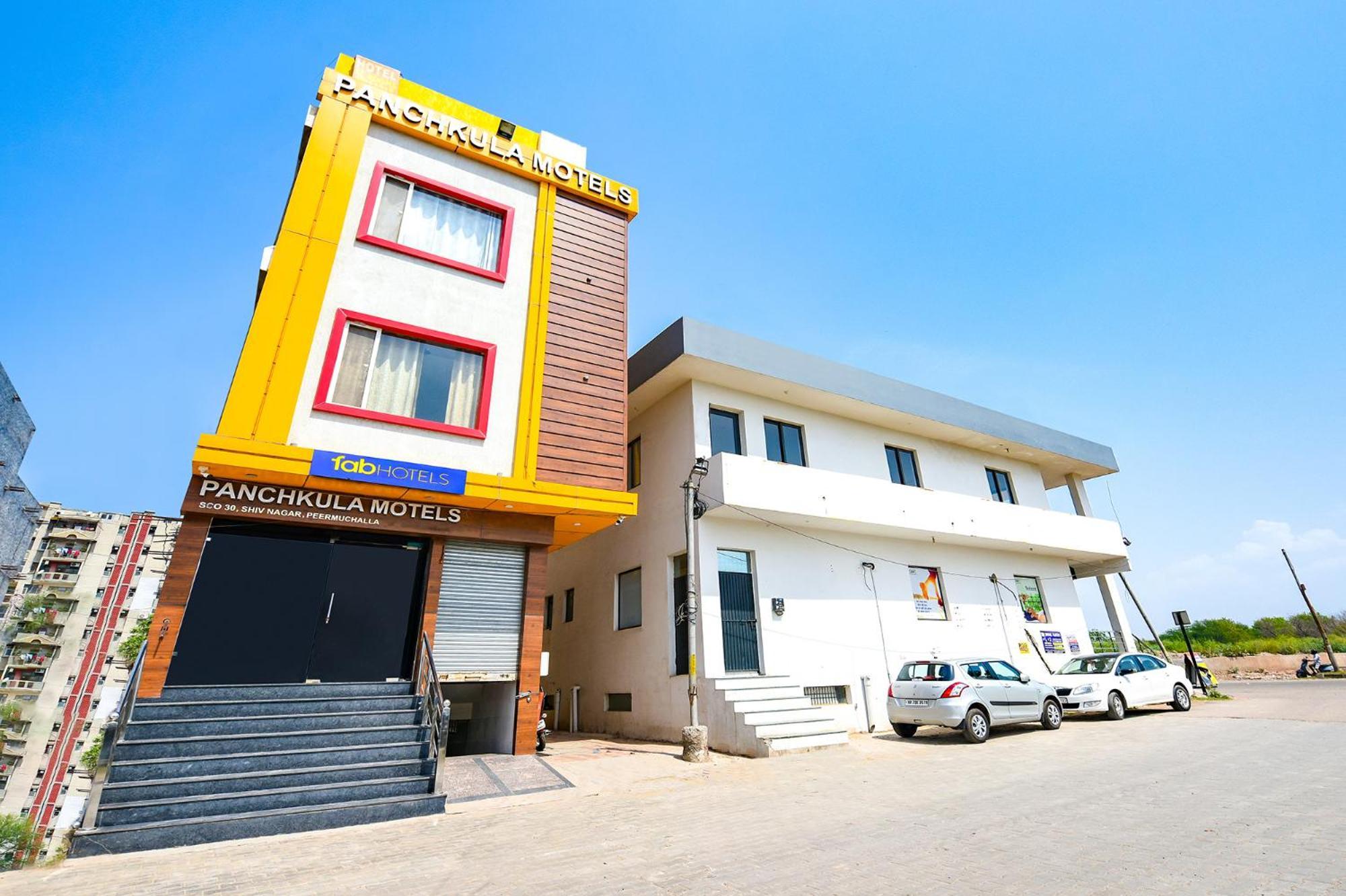 Fabescape Panchkula Motels Экстерьер фото